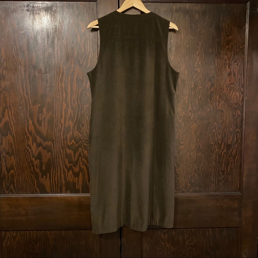 Vintage Talbots 14 button up sueded midi dress!